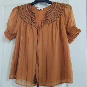 Gorgeous blouse. Never worn.